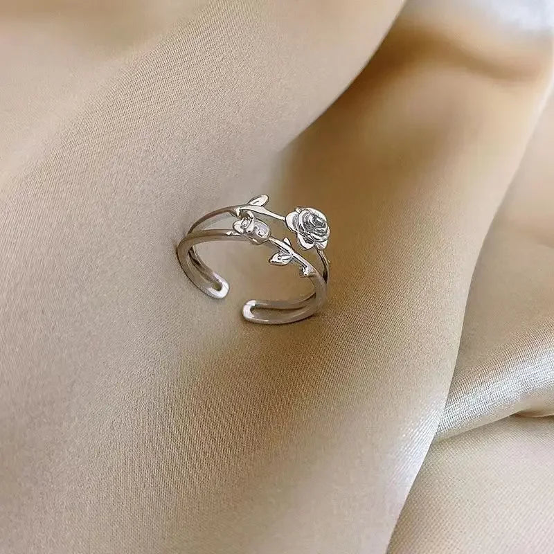 Rose Thorn Couple Ring