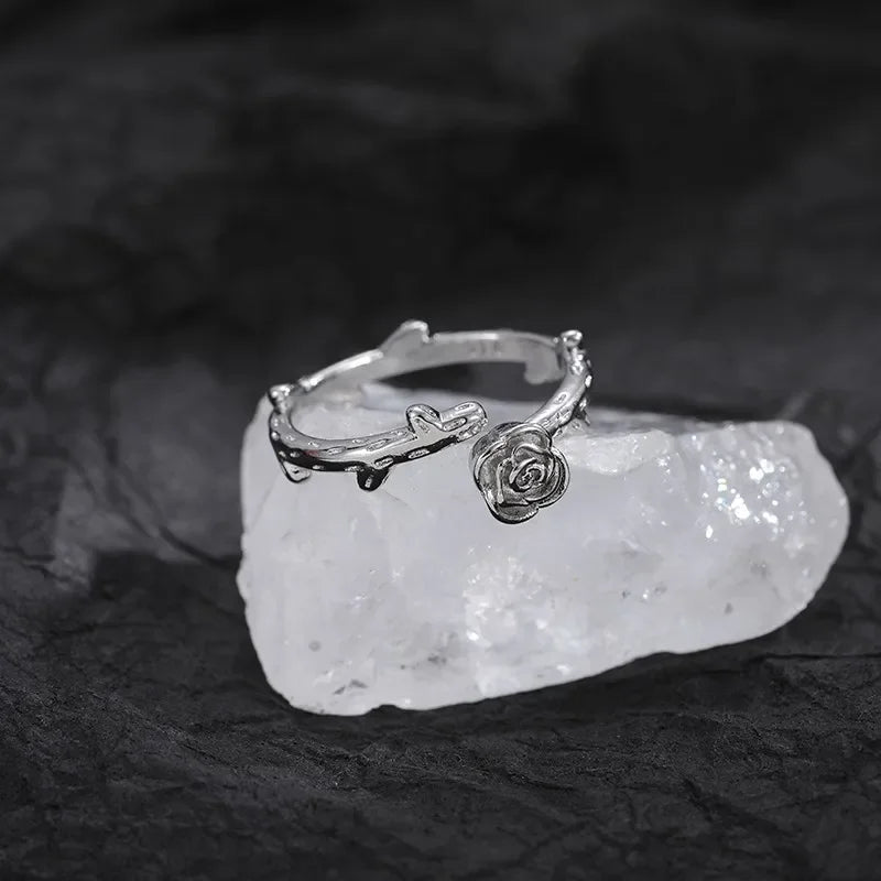 Rose Thorn Couple Ring