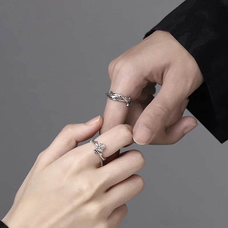 Rose Thorn Couple Ring