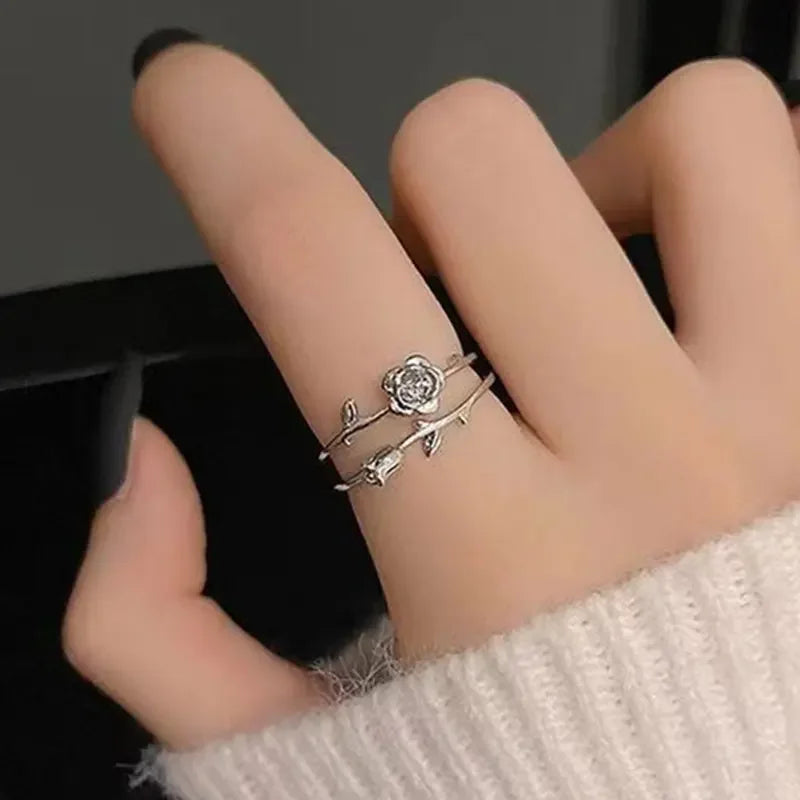 Rose Thorn Couple Ring